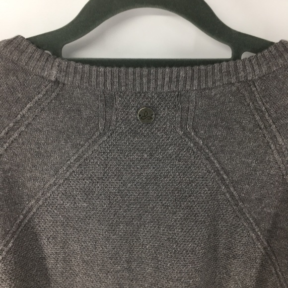 PrAna Lightweight Gray Sweater - Picture 5 of 9